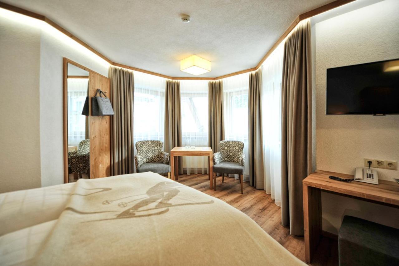 Hotel Maria Theresia Ischgl Exterior photo